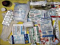 Лекарственные средства и изделия медицинского назначения из аптечки